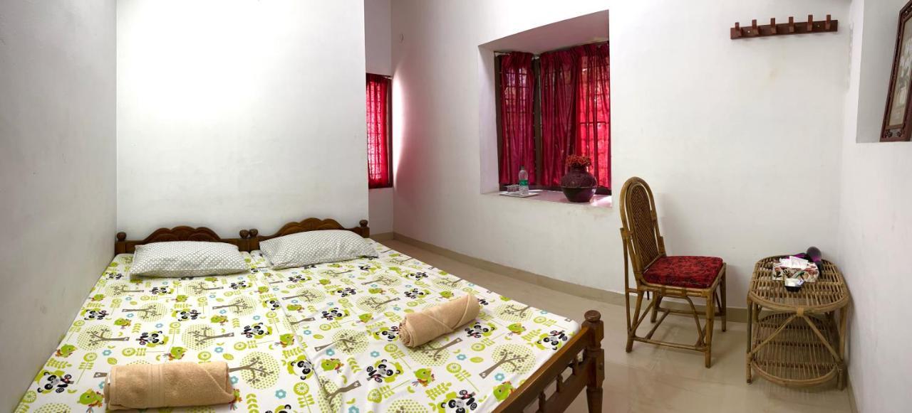 Benheal Homestay Kochi ภายนอก รูปภาพ