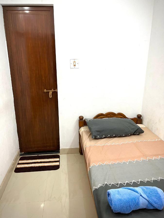 Benheal Homestay Kochi ภายนอก รูปภาพ