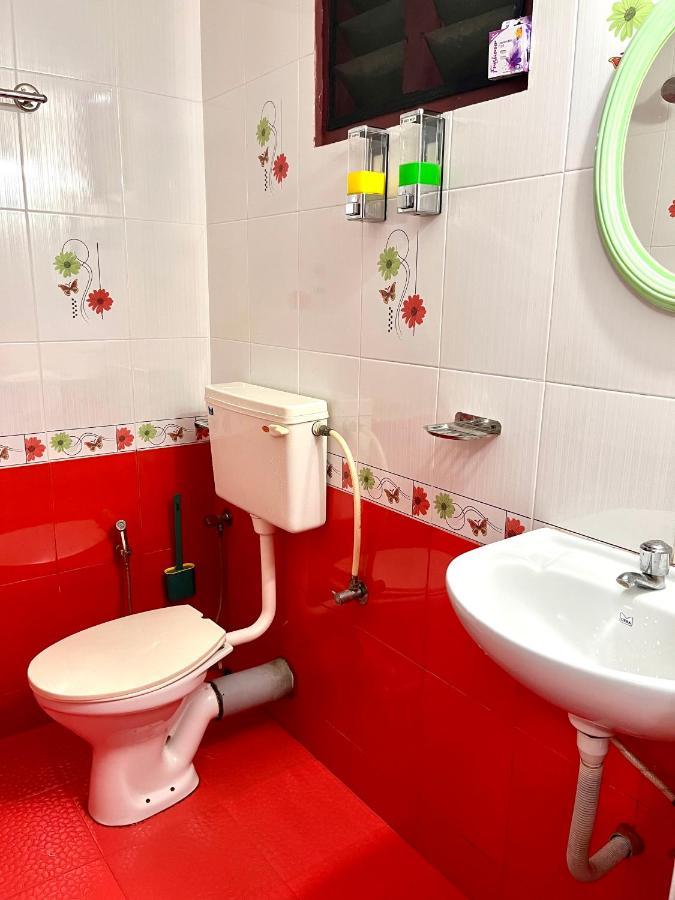 Benheal Homestay Kochi ภายนอก รูปภาพ